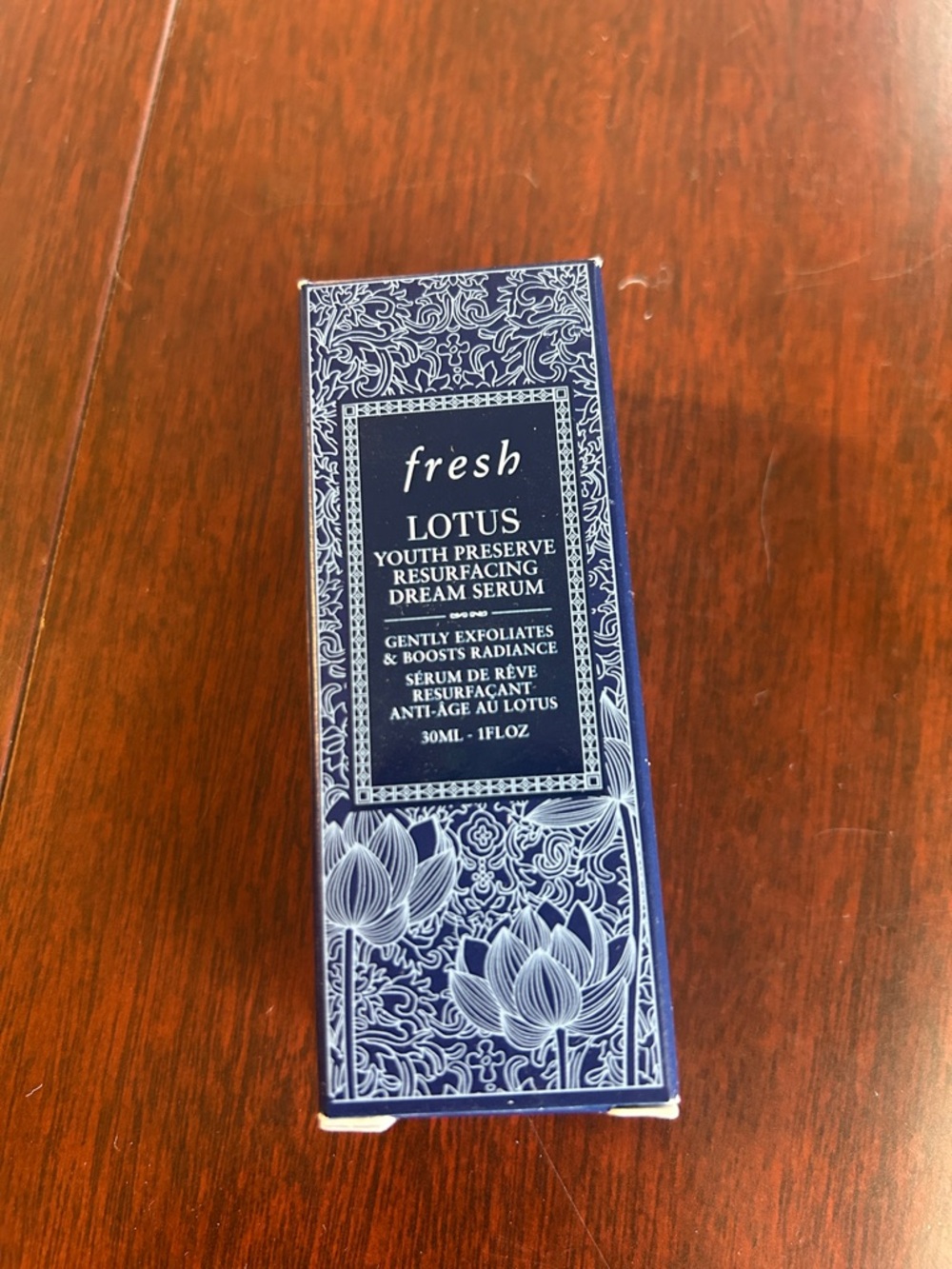 fresh Lotus Youth Preserve Resurfacing Dream Serum